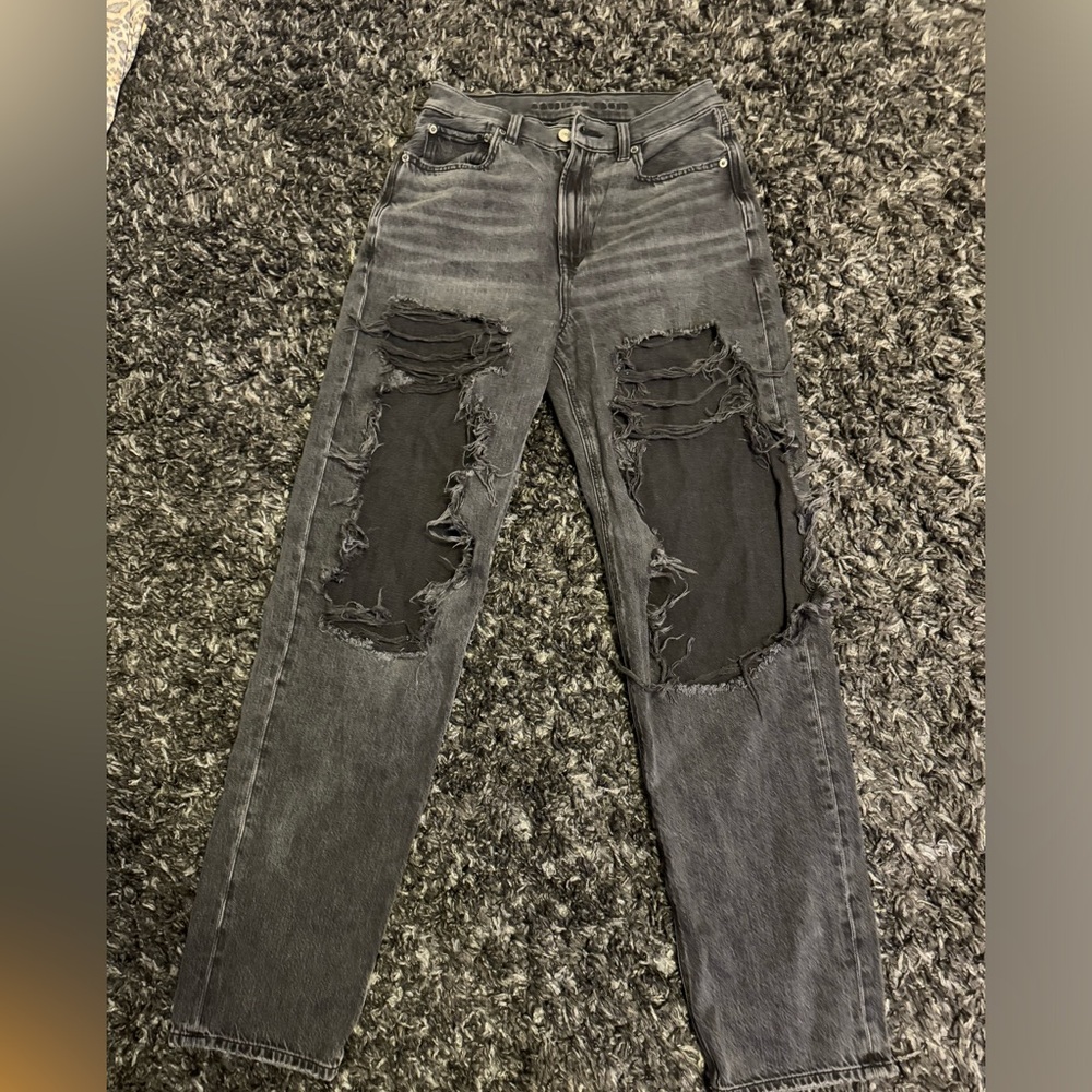 American Eagle Gray Distressed Boyfriend Jeans
